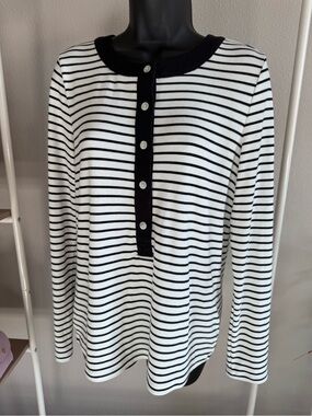 LAND’S END Black and White Striped Button-Neck Top SZ M